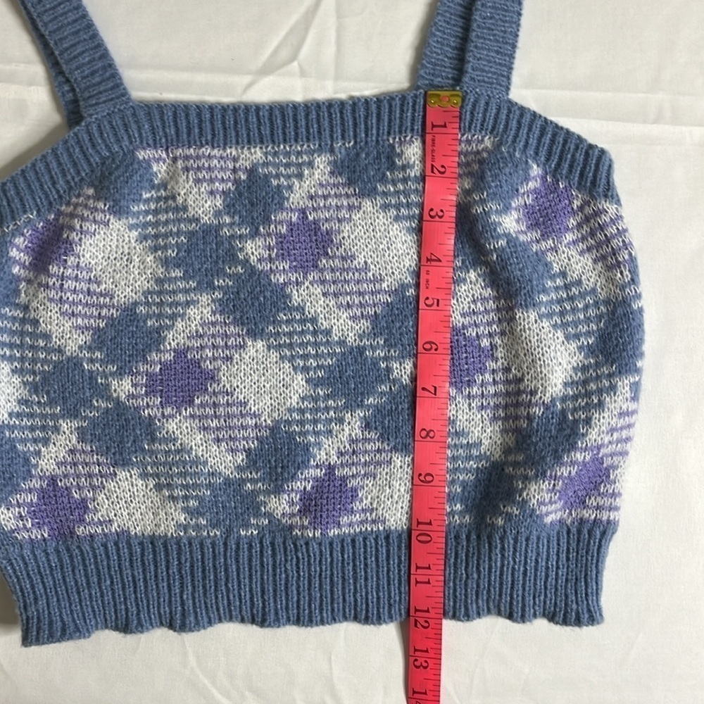⭐️ NWOT- Plaid knit crop tank top- size large - Picture 4 of 6